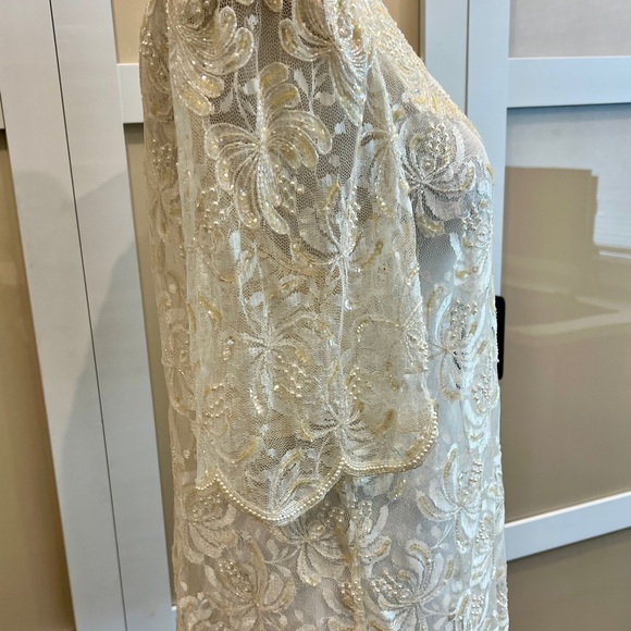 Vintage Lace and Beaded Scalloped Top - Picture 4 of 11